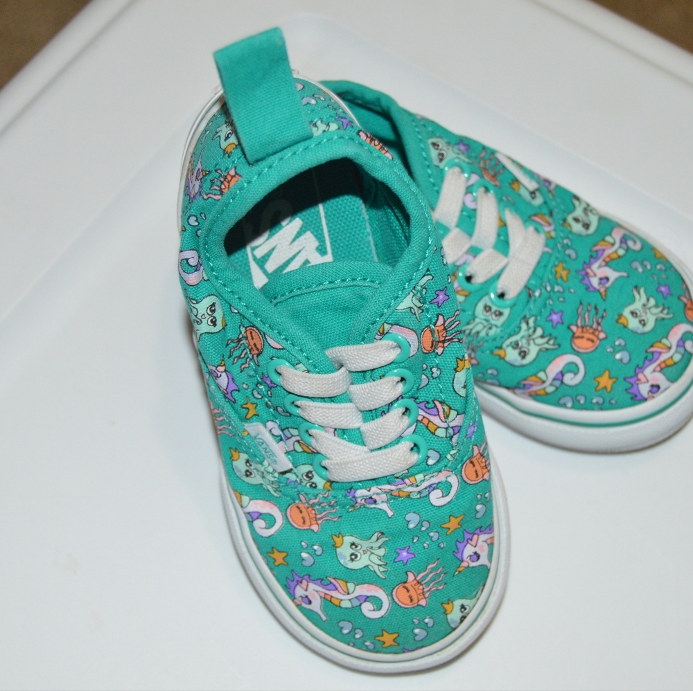 6.5 toddler vans